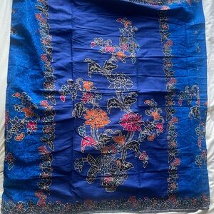 Sarong Batik Indonesian NEW Blue Floral Fabric Pink